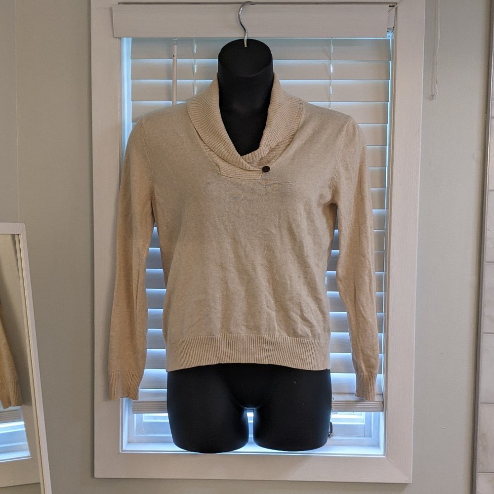 Jeanne Pierre - Women's Apparel Size Large